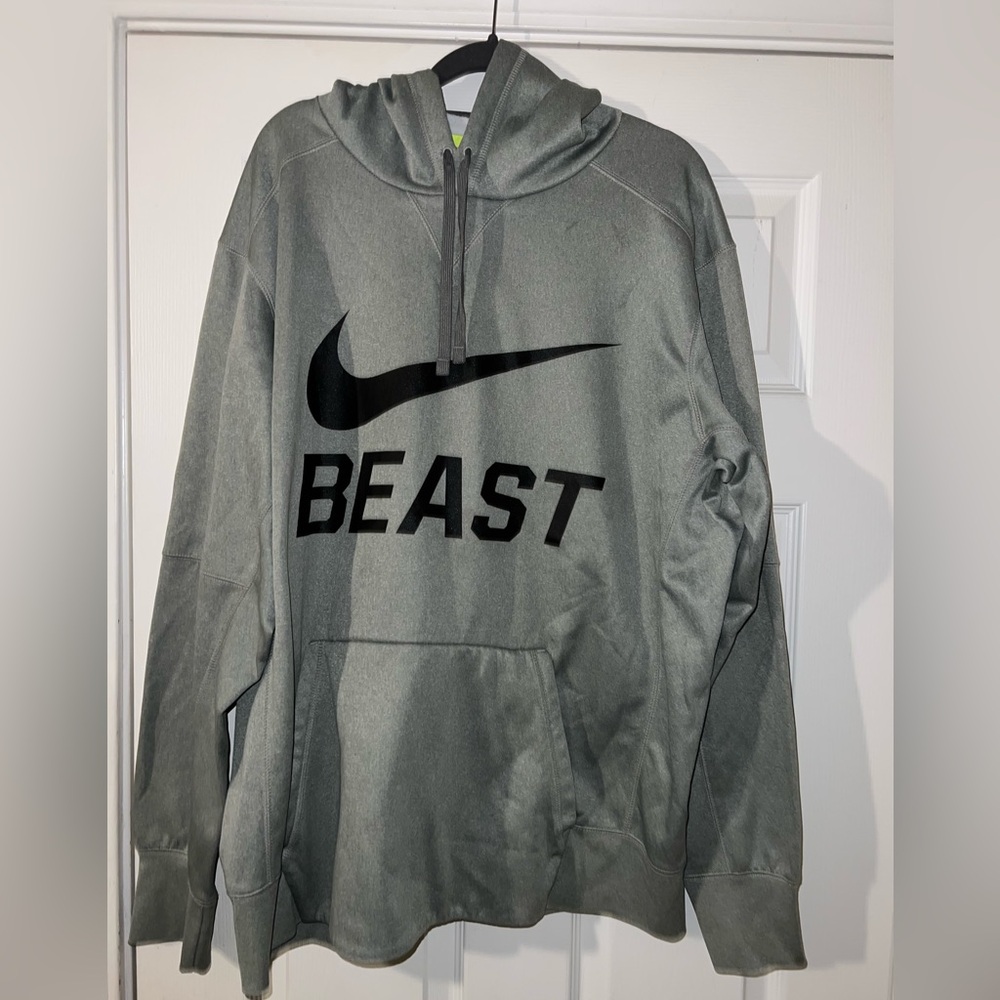 Nike Therma-Fit BEAST hoodie size XL